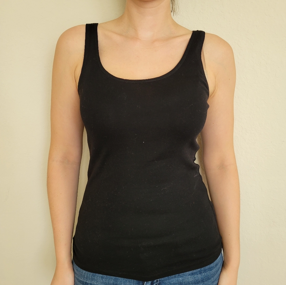 Black Scoop Neck Layering Tank